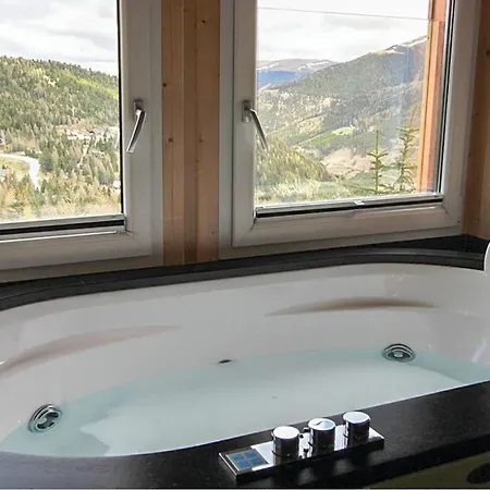 Four-bedroom Holiday In Turrach